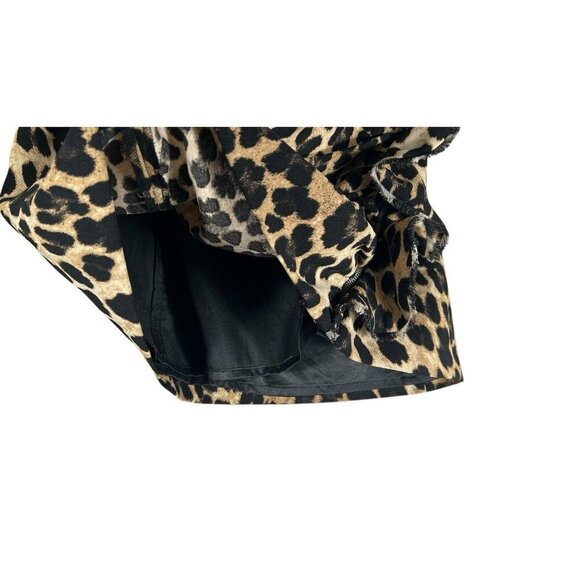 Zara Basic Collection Leopard Print Mini Skirt, Bold Statement Piece, Size M - Picture 3 of 10
